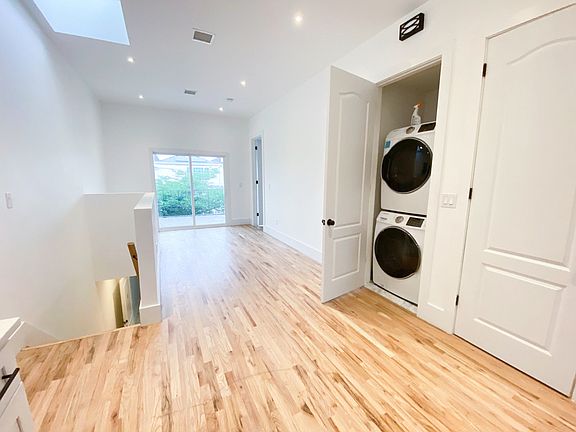 5th image of 294 Ashford St