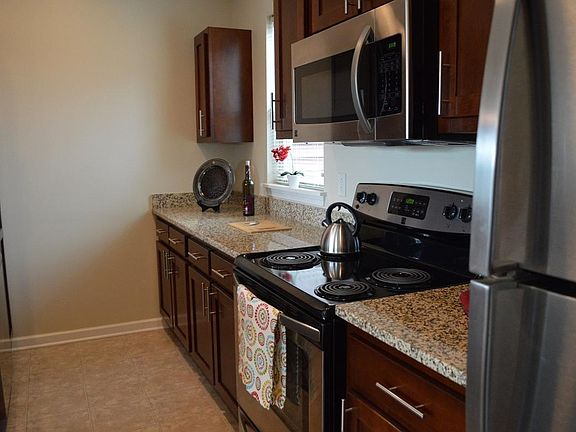 5th image of 6280 Cedar Creek Way