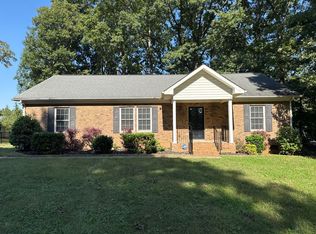 4216 David Dr, Matthews, NC 28105