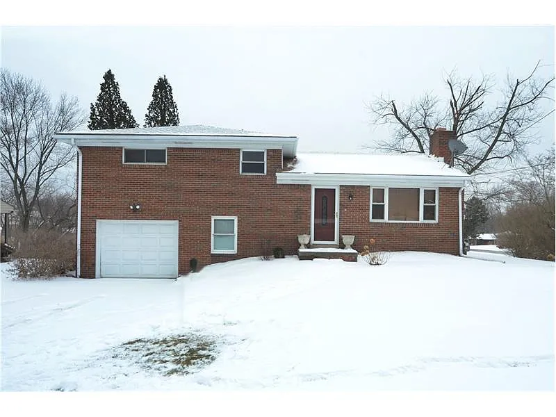 131 Gourley Ln photo 1