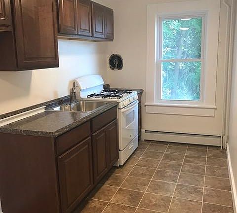 2nd image of 2090 State Route 17a APT 3