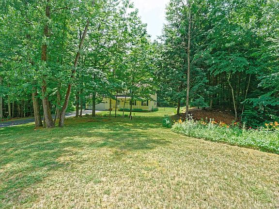 3rd image of 205 Cochran Dr