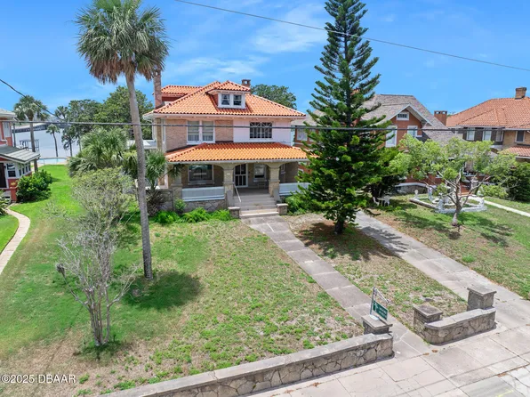 27 N Halifax Ave, Daytona Beach, FL 32118