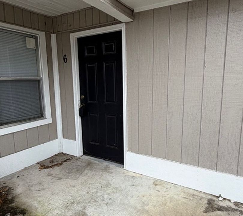 1st image of 713 Sally Mae St #6