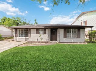 5007 Redbud St, Houston, TX 77033