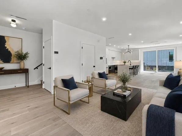 6162 Granville St, Vancouver, BC V6M 3E3