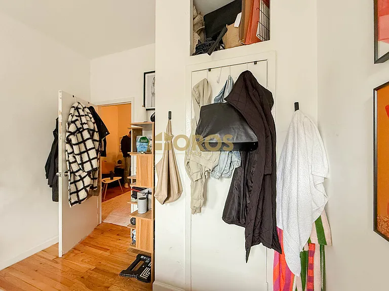700 E 9th St #1 — Photo 5