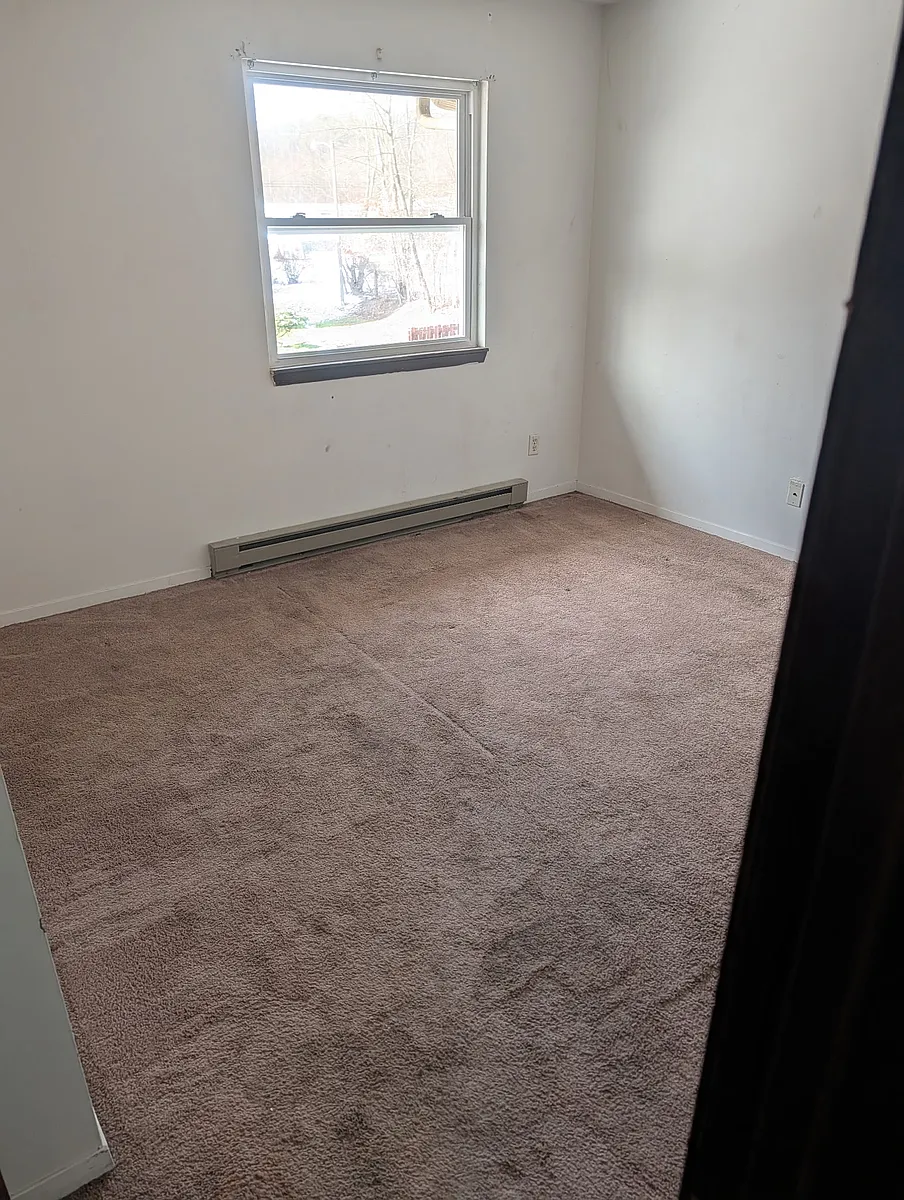 Building Photo - 172 Valley Ct #6
