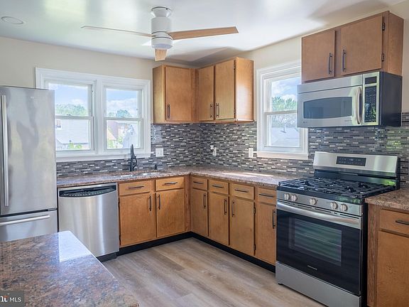 2nd image of 7416 Holabird Ave