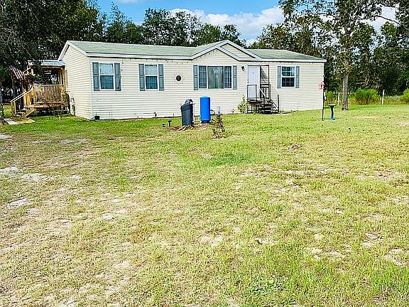 3rd image of 21531 SE 70th St