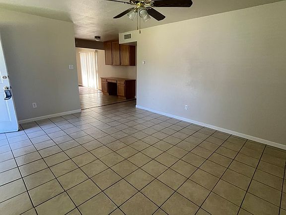 4th image of 2805 Campbell Ln