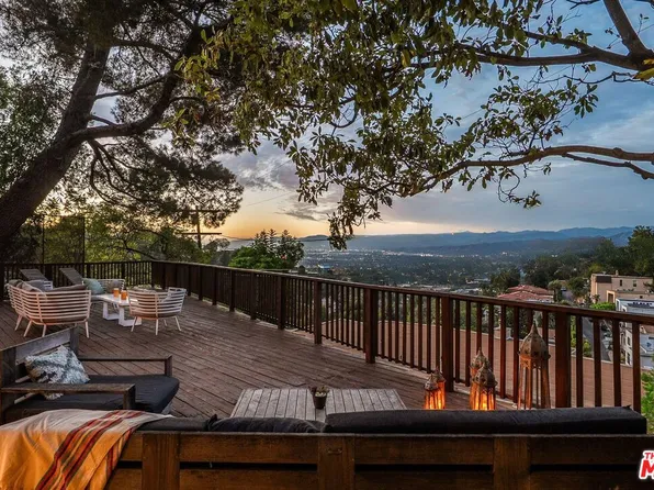 7272 Caverna Dr, Los Angeles, CA 90068