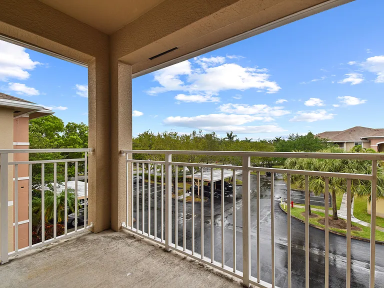 6556 Emerald Dunes Dr #302 — Photo 18