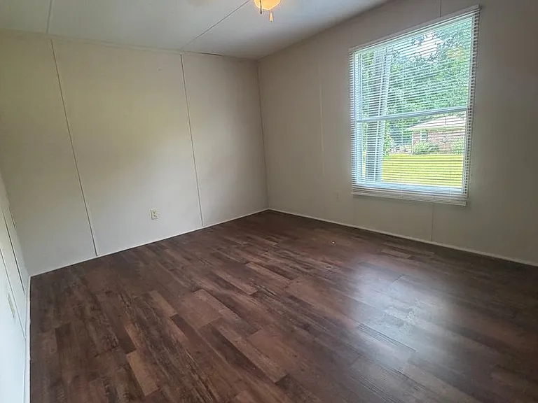 661 Bowman Rd — Photo 5