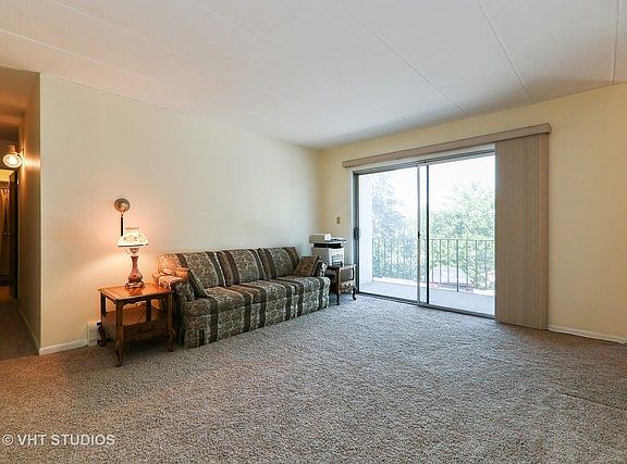 3rd image of 515 N Cass Ave APT 2B