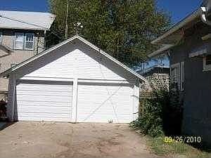 2nd image of 210 E 5th St