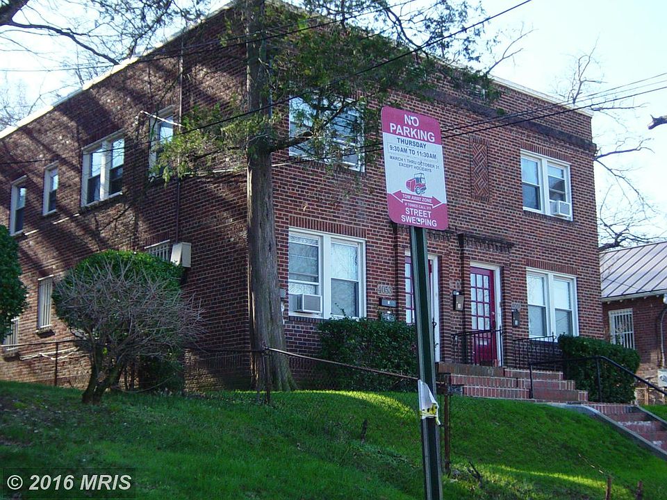 2nd image of 4053 Grant St NE