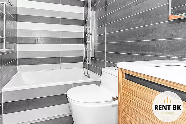 Rented by RENTBK LLC | media 10