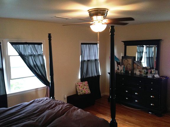 5th image of 701 E Columbia Ave