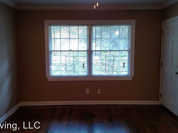 2nd image of 1226 E Victory Dr APT 1