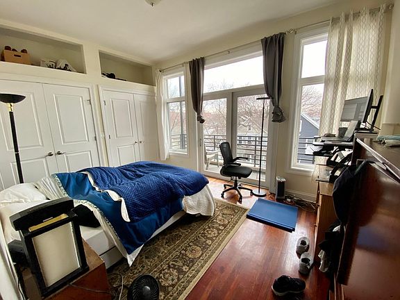 5th image of 1943 N California Ave APT 4