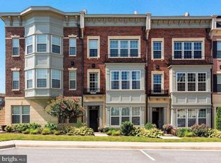 803 Admirals Way #319, Oxon Hill, MD 20745