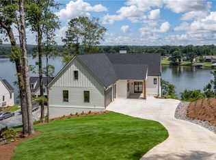 14898 Edgewater Dr, Northport, AL 35475