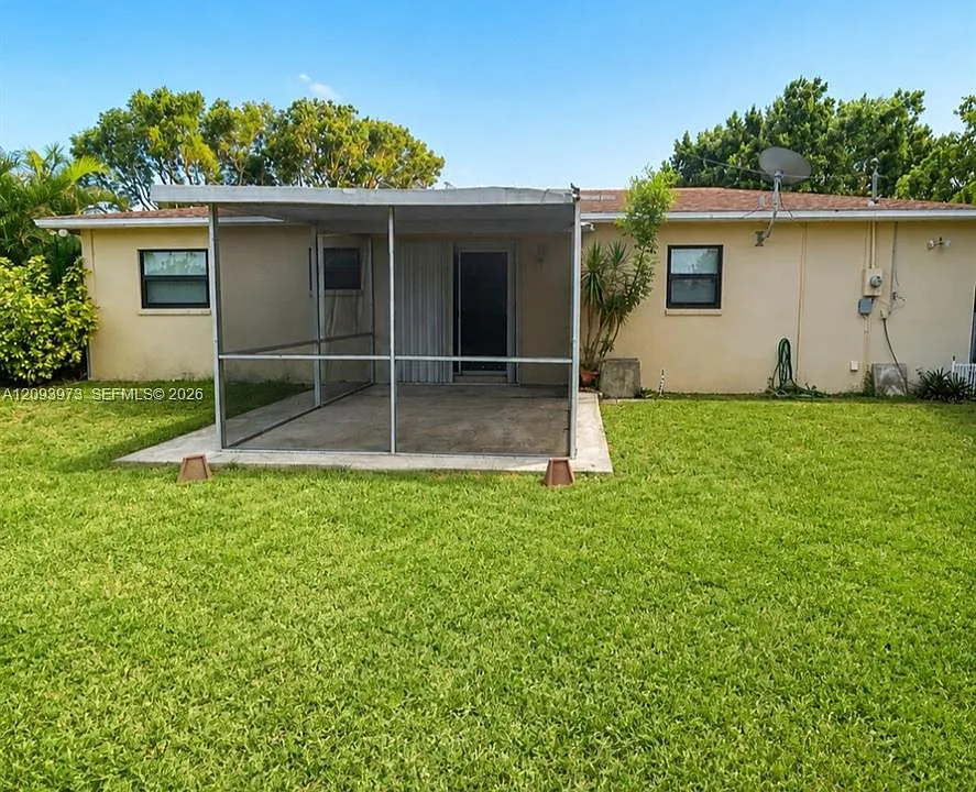 539 Sabal Palm Dr