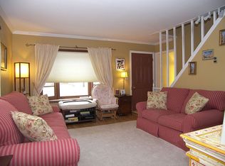 123 Old Barn Rd, Stamford, CT 06905