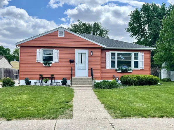 1805 4th Ave NW, Austin, MN 55912