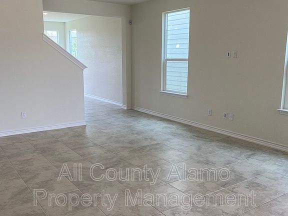 3rd image of 355 Blacktail Dr