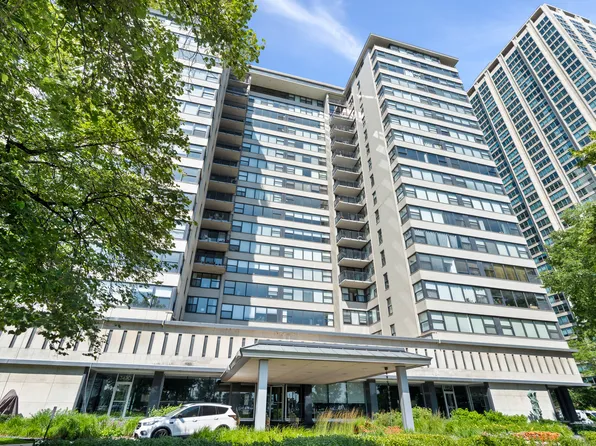 3440 N Lake Shore Dr APT 17F, Chicago, IL 60657