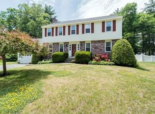 6 Blackberry Ln, Andover, MA 01810