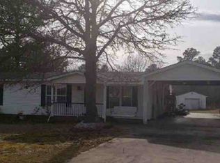 233 Eisler Dr, Lillington, NC 27546
