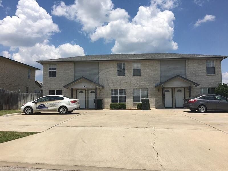 1st image of 1607 Dugger Cir APT D