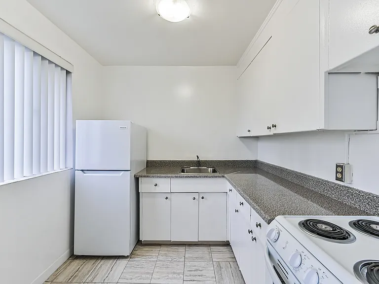 501 Mount Pleasant Rd #308 — Photo 5