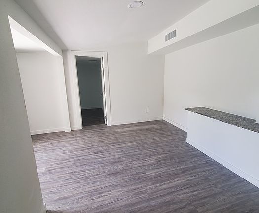 4th image of 1915 E Hayden Ln APT F