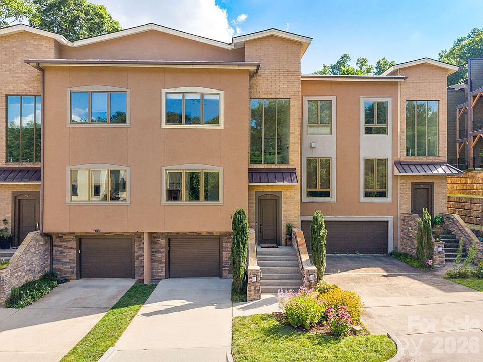 1st image of 26 Macallan Ln