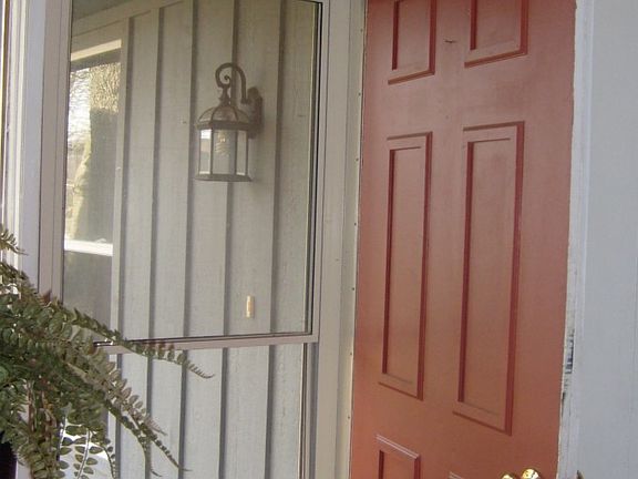 2nd image of 3903 Valley Brook Dr S