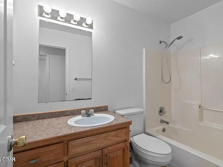 1177 E Amber Dr — Photo 13