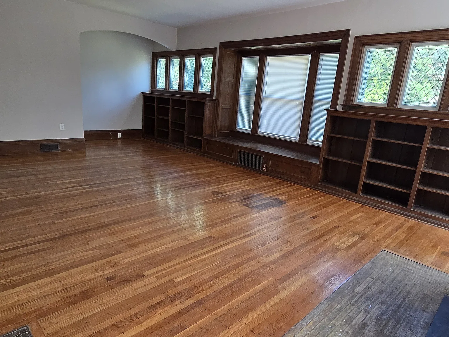 2 bed, 1500 sqft, $2,600 — Photo 2