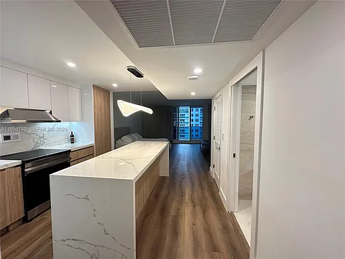 2301 Collins Ave #1421 Photo 1 2301 Collins Ave #1421 Photo 1
