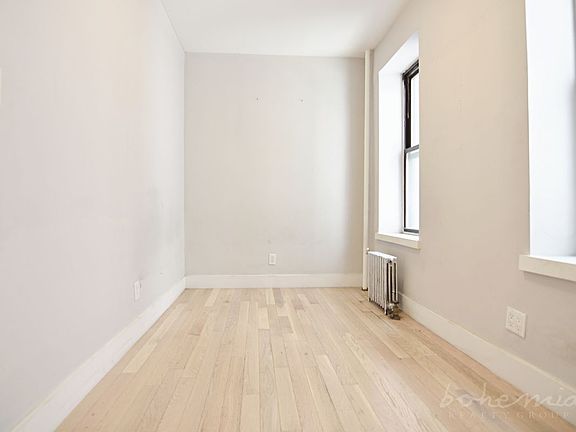 3rd image of 529 W 158th St Unit E1