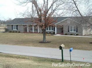 1044 Hazel Dr, Lawrenceburg, KY 40342