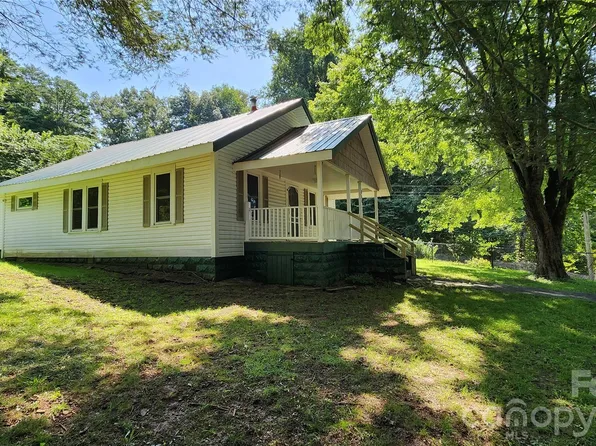 844 Connahetta St, Murphy, NC 28906
