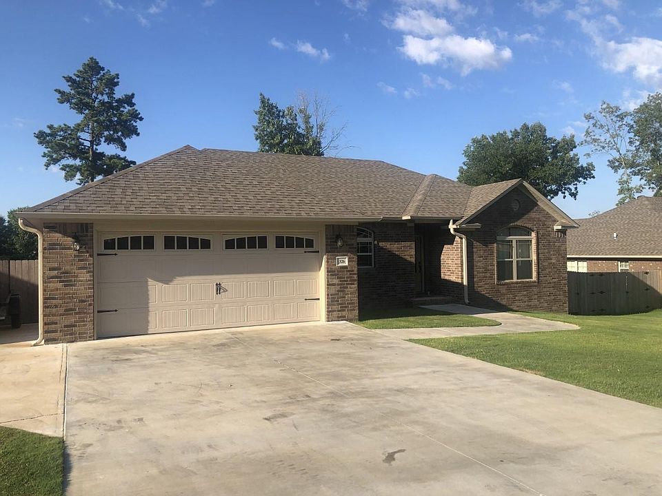 1st image of 326 Redwood Ln