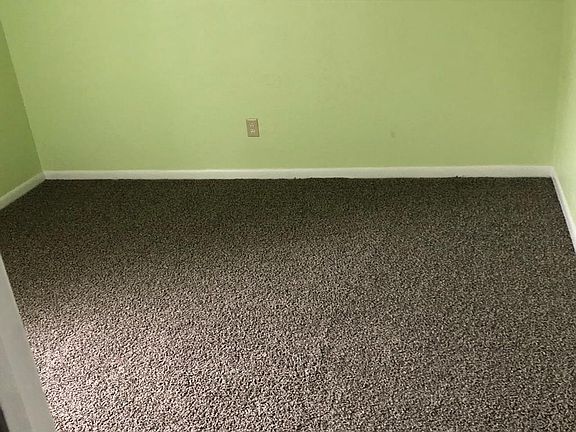 5th image of 2140 Monica St