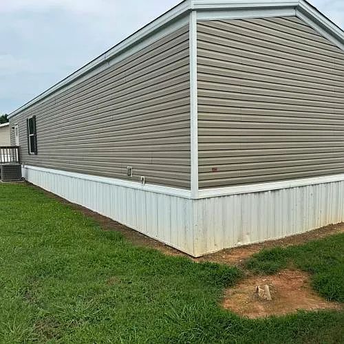 82 Teasley Ln — Photo 5