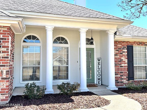 2nd image of 102 Pear Tree Cir