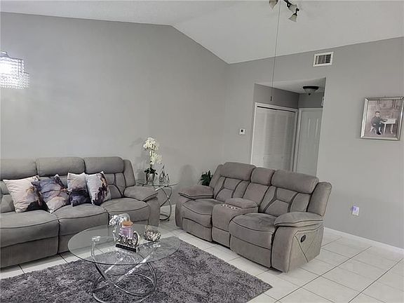 2nd image of 817 NE 214th Ln APT 3